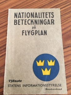 Broschyr med information om nationalitetsbeteckningar på flygplan